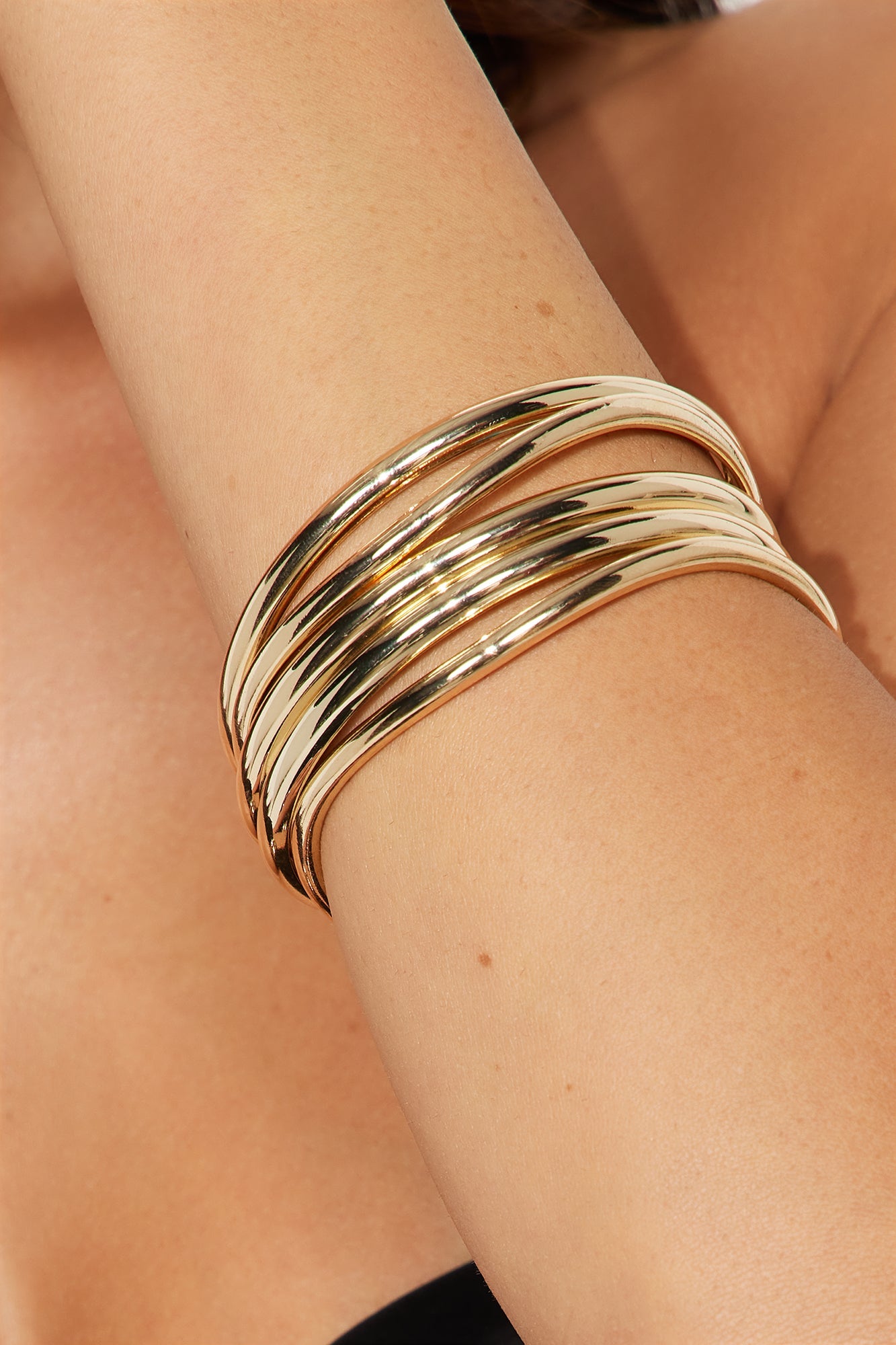 Escape With Me 5 Piece Bangle Set - Gold
