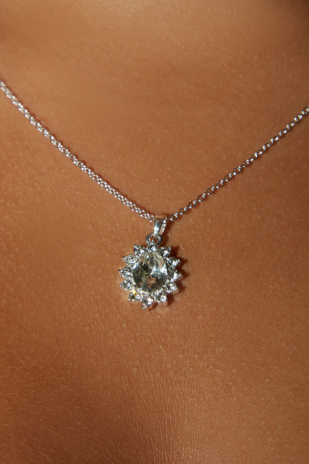 Cutie Alert Necklace - Silver